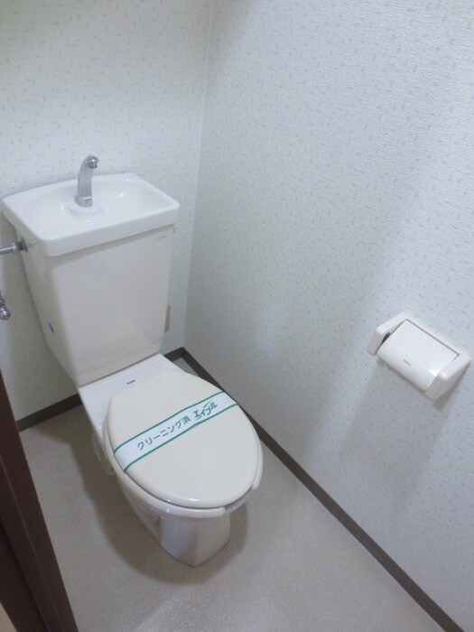 物件内観写真10　(トイレ)