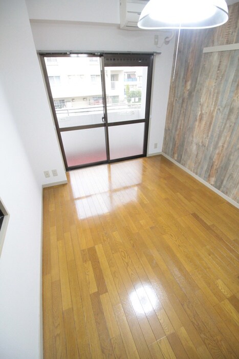 物件内観写真13　(居室)