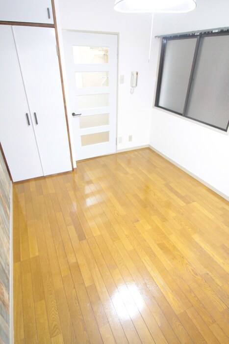 物件内観写真15　(居室)