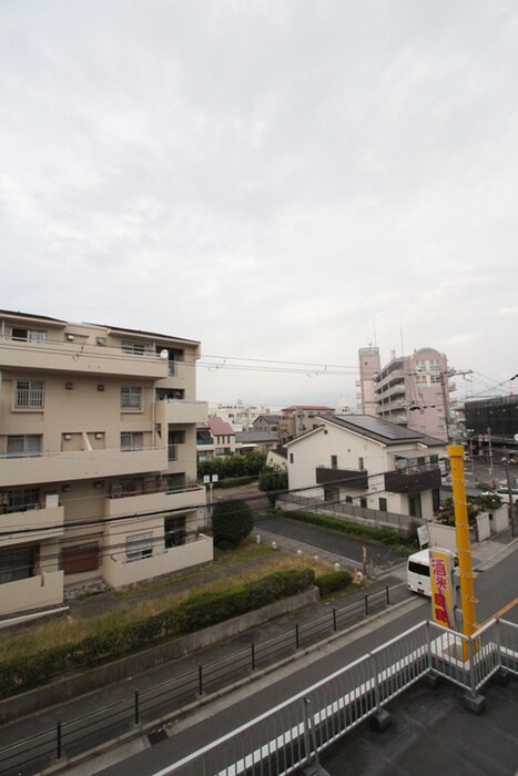 物件内観写真22　(室内からの展望)