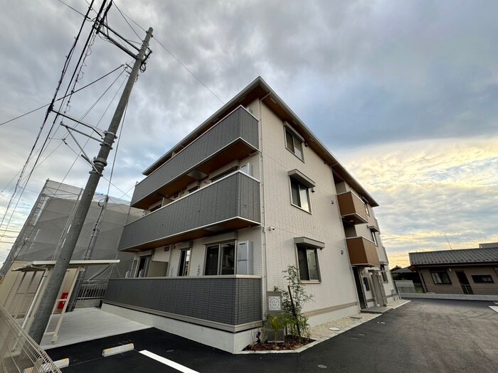 物件外観写真2　(外観写真)