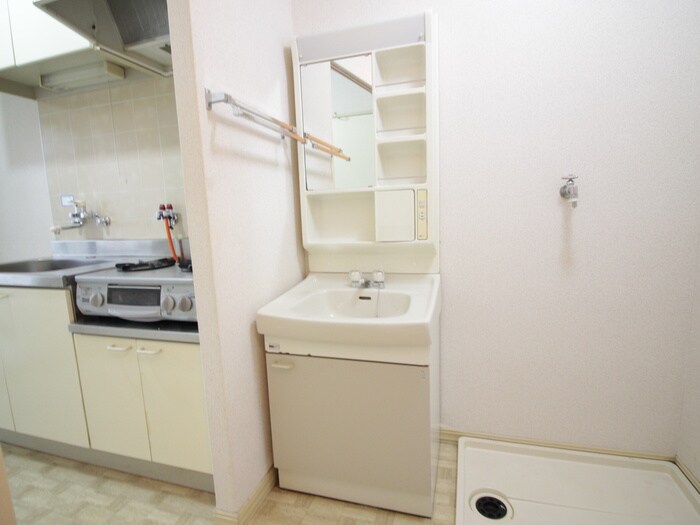 物件内観写真12　(洗面)