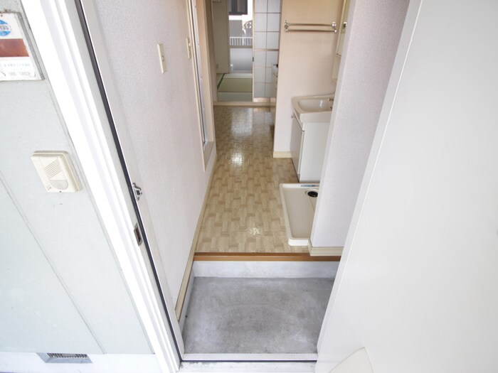 物件内観写真16　(廊下)