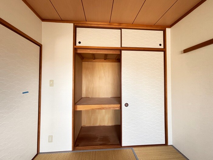 物件内観写真13　(収納)