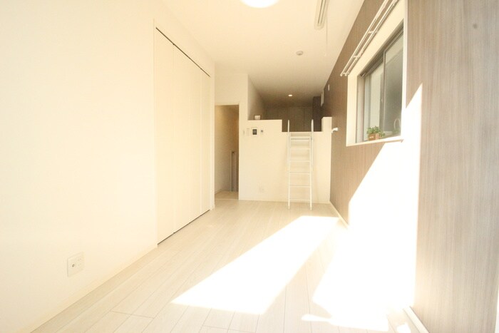 物件内観写真8　(居室)