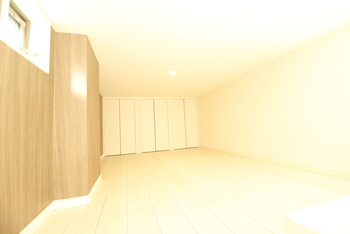 物件内観写真9　(ロフト)