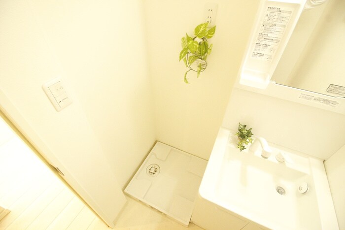 物件内観写真15　(洗濯機置場)