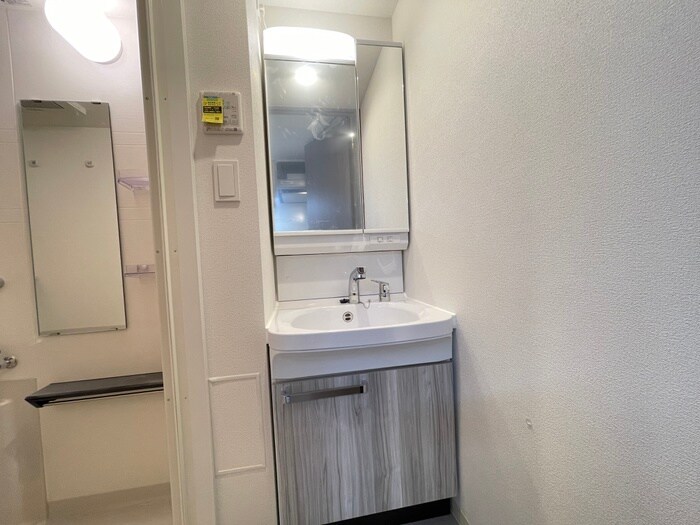 物件内観写真12　(洗面)