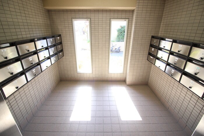 物件外観写真4　(建物設備)