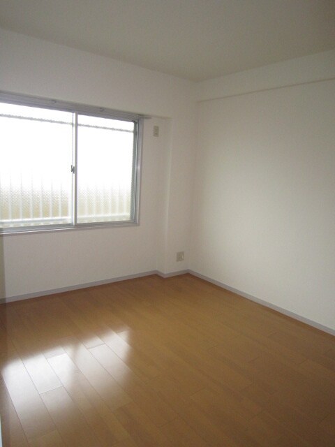 物件内観写真12　(居室)