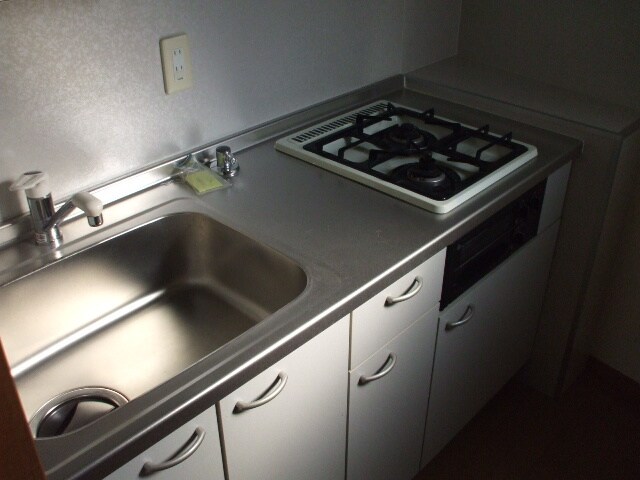 物件内観写真3　(キッチン)