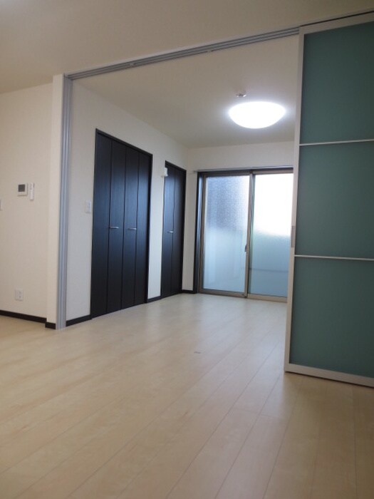 物件内観写真10　(居室)