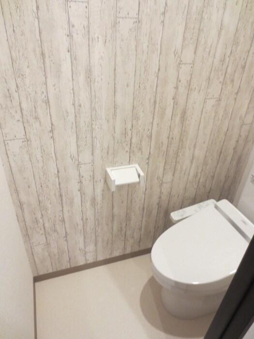 物件内観写真14　(トイレ)