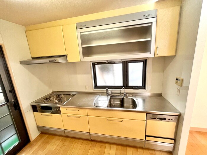 物件内観写真8　(キッチン)