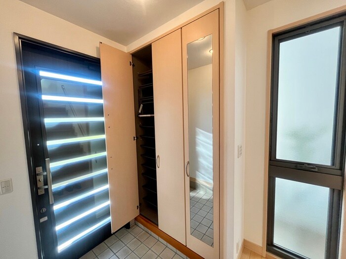 物件内観写真20　(靴箱)