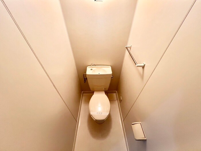 物件内観写真6　(トイレ)
