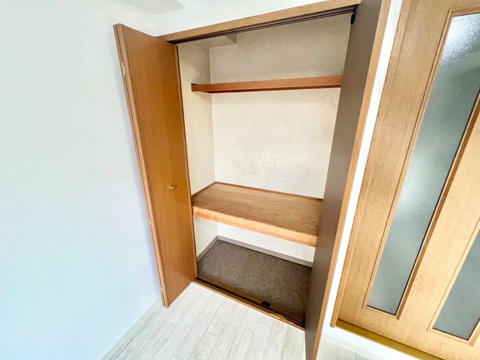 物件内観写真10　(収納)