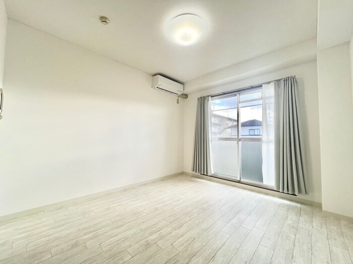 物件内観写真11　(居室)