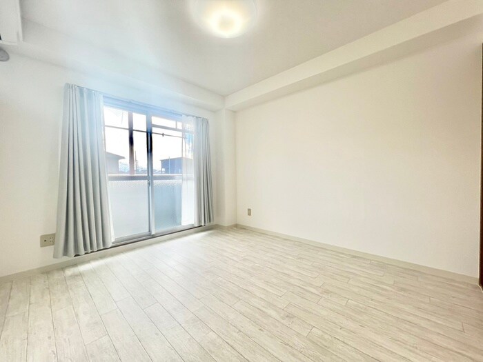 物件内観写真12　(居室)