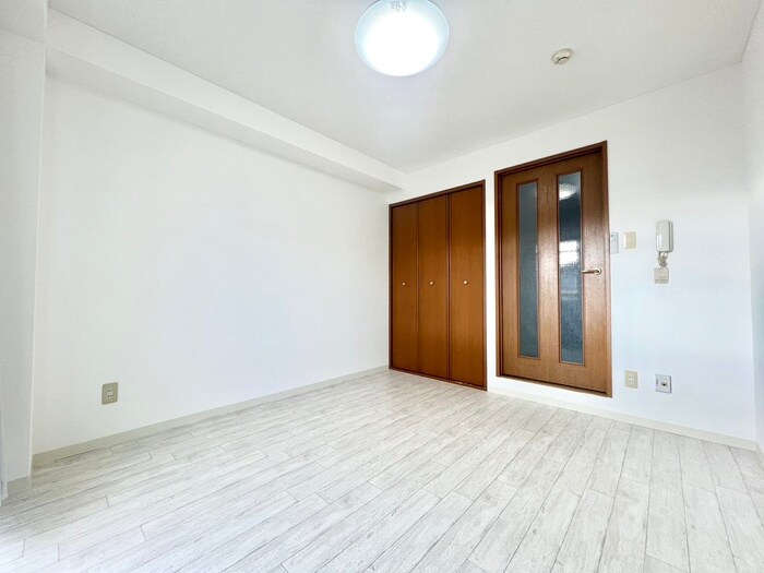 物件内観写真13　(居室)