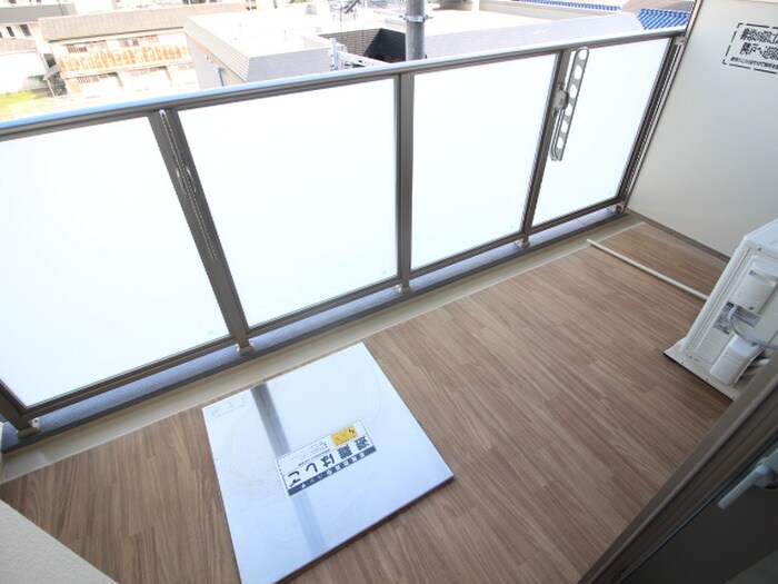 物件内観写真16　(ベランダ・バルコニー)