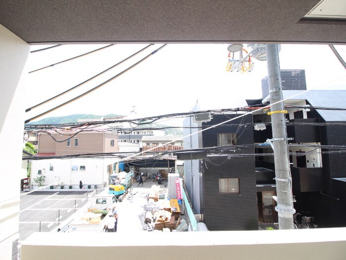 物件内観写真22　(室内からの展望)