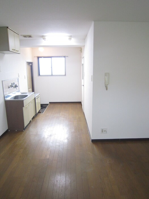 物件内観写真8　(居室)