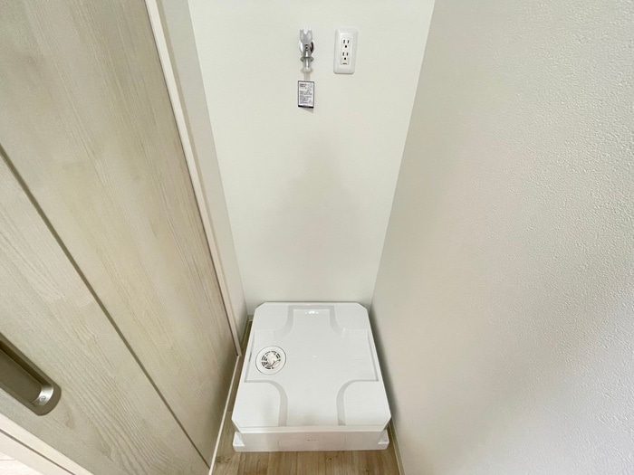 物件内観写真13　(洗濯機置場)