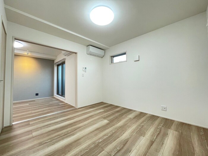 物件内観写真15　(居室)