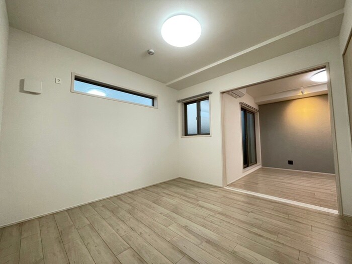 物件内観写真15　(居室)