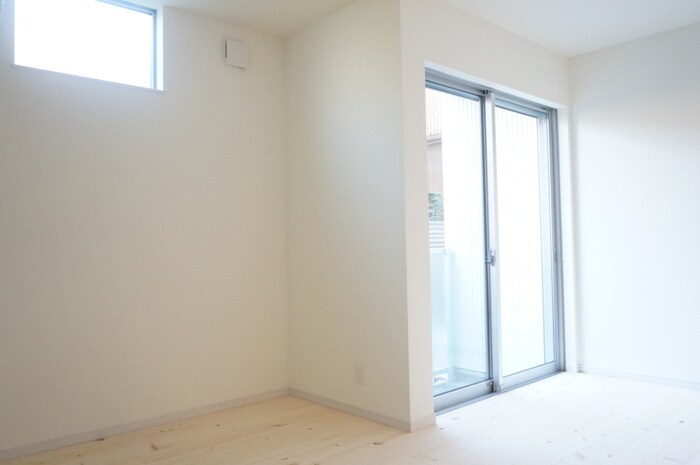 物件内観写真15　(玄関)