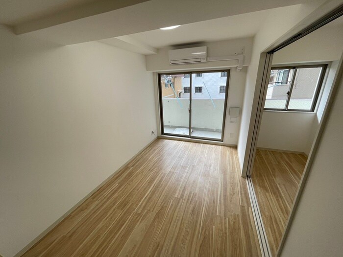 物件内観写真12　(居室)