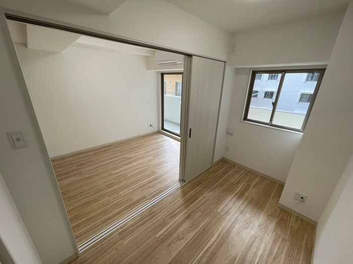 物件内観写真18　(居室)