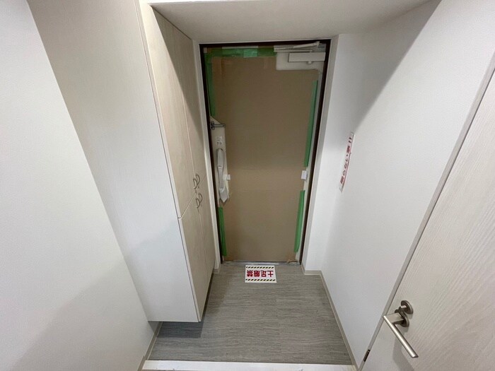 物件内観写真20　(玄関)