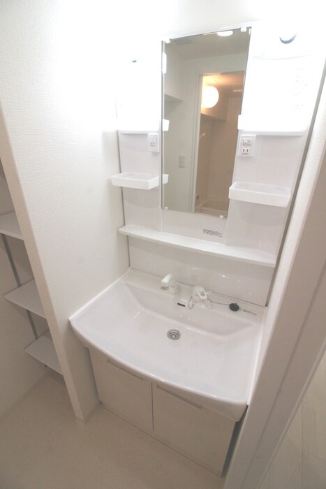 物件内観写真10　(洗面)