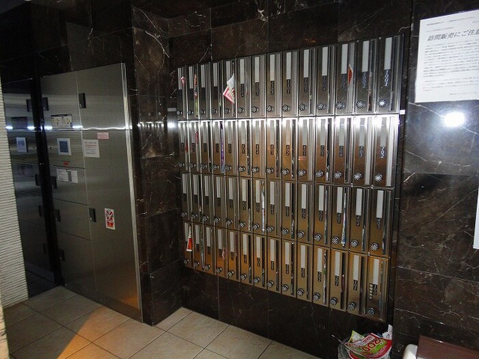 物件外観写真4　(建物設備)