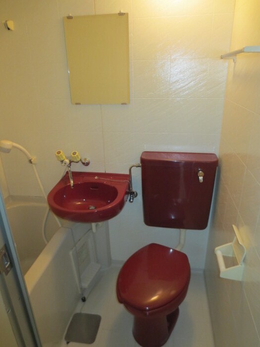 物件内観写真9　(トイレ)