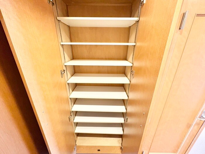 物件内観写真21　(靴箱)