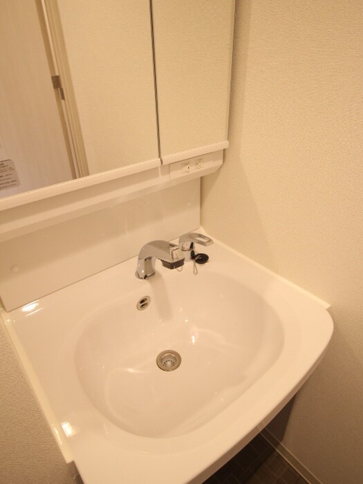 物件内観写真11　(洗面)