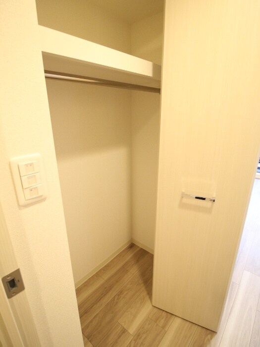 物件内観写真12　(収納)