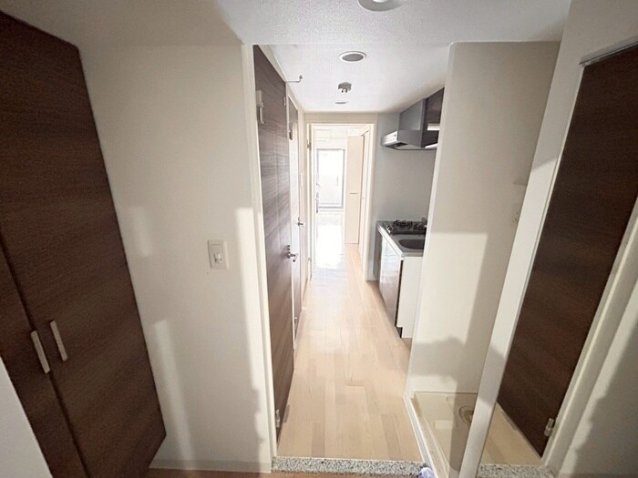 物件内観写真19　(廊下)