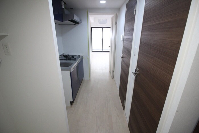 物件内観写真20　(廊下)