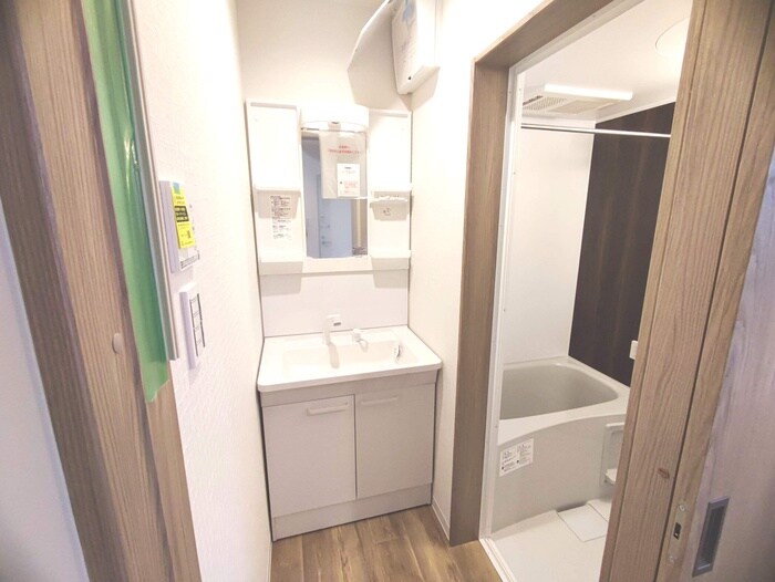 物件内観写真10　(洗面)