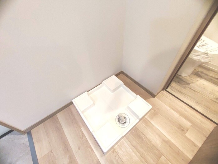 物件内観写真13　(洗濯機置場)