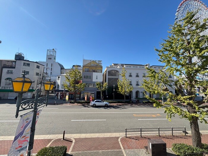 物件内観写真22　(室内からの展望)