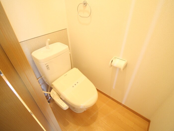 物件内観写真10　(トイレ)