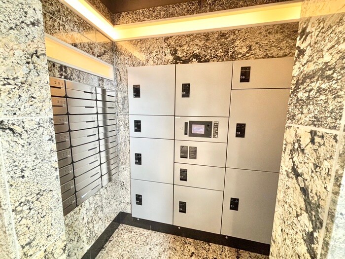 物件外観写真6　(建物設備)