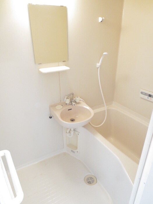 物件内観写真12　(バス／シャワールーム等)