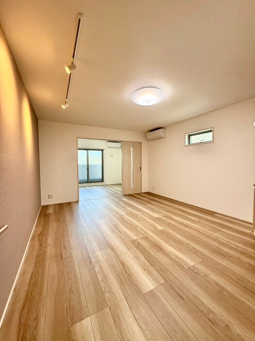 物件内観写真5　(居室)