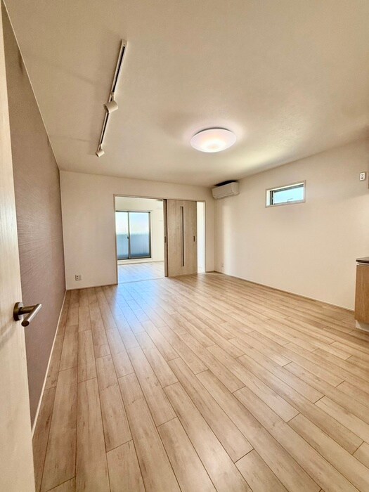 物件内観写真5　(居室)